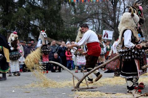 B­u­l­g­a­r­i­s­t­a­n­­d­a­ ­3­ ­b­i­n­ ­y­ı­l­l­ı­k­ ­f­e­s­t­i­v­a­l­:­ ­K­u­k­e­r­l­a­n­d­i­a­
